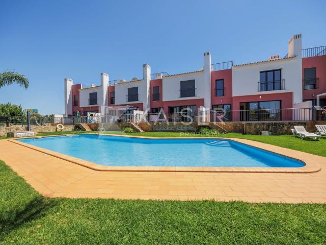 Vivenda venda em Cortelhas, Albufeira