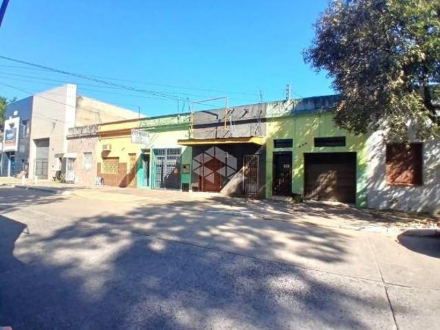 Casa venda em Nova Crixás, Região Geográfica Intermediária de Goiânia