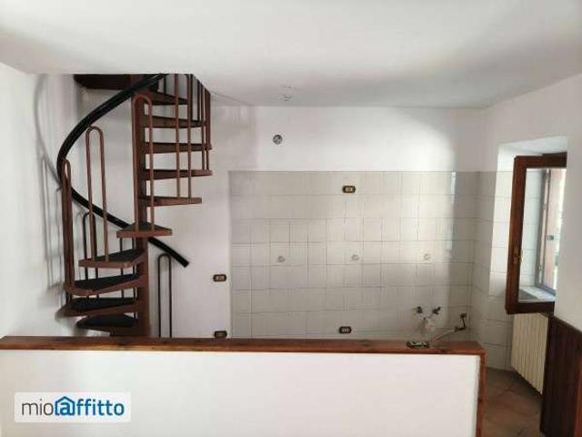 Villa Indipendente in affitto a Comunità Montana Valli del Verbano, Gemonio
