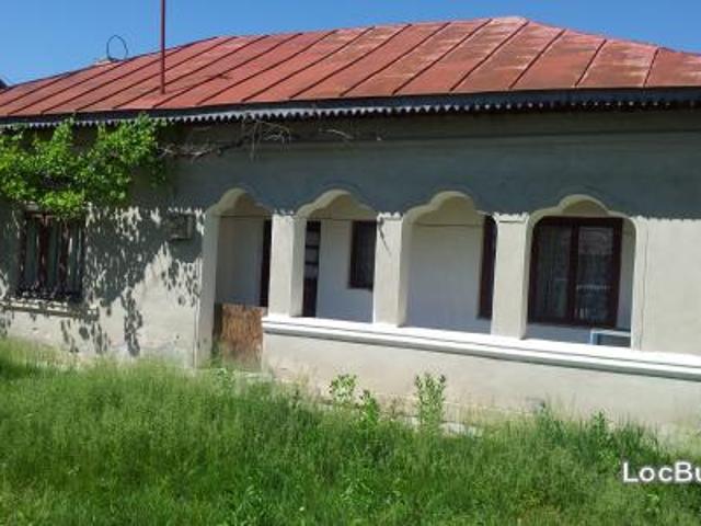 Casă vânzări în Gaesti, Dâmbovița