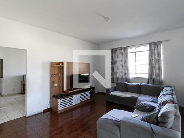 Casa aluguel em Região Geográfica Imediata de Belo Horizonte, Região Metropolitana de Belo Horizonte