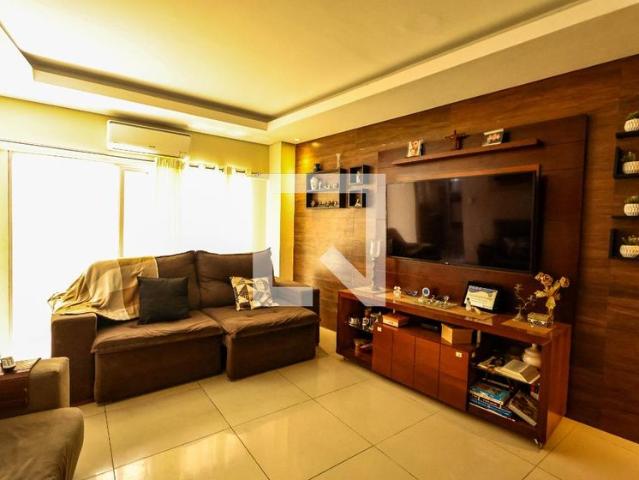 Casa aluguel em Região Geográfica Imediata de Belo Horizonte, Região Metropolitana de Belo Horizonte