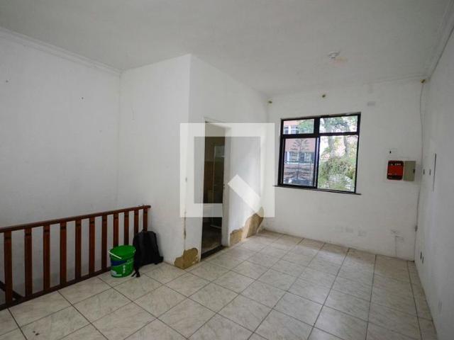 Casa aluguel em Região Geográfica Imediata do Rio de Janeiro, Região Metropolitana do Rio de Janeiro