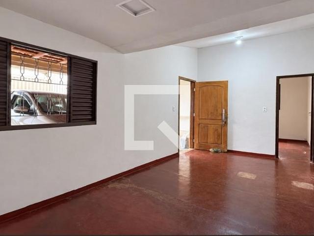 Casa aluguel em Região Geográfica Imediata de Uberlândia, Oliveira Fortes