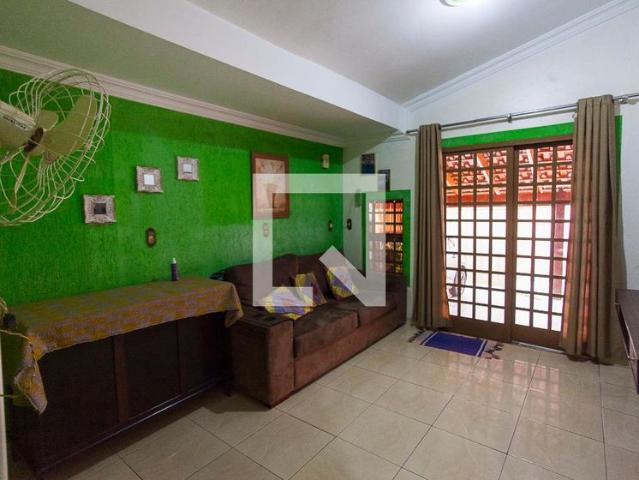 Casa aluguel em Região Geográfica Imediata de Uberlândia, Oliveira Fortes