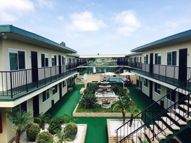 Apartment for rent in Hawthorne, California