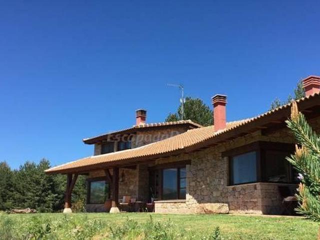 Casa en alquiler en Navarredonda De Gredos, Castilla y León