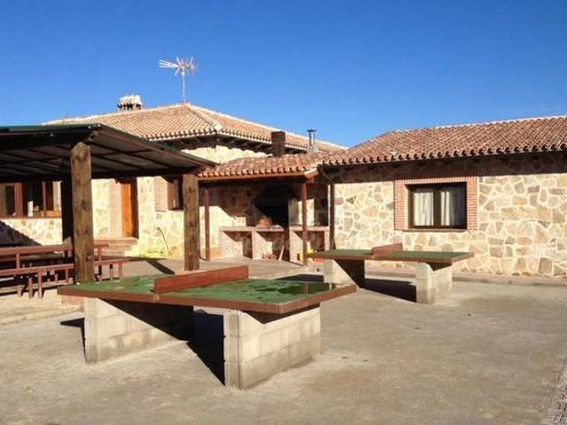 Casa en alquiler en Burgohondo, Castilla y León