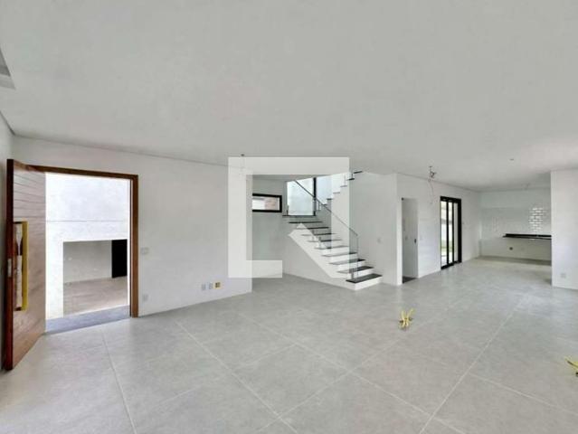 Casa aluguel em Região Imediata de São Paulo, Região Metropolitana de São Paulo