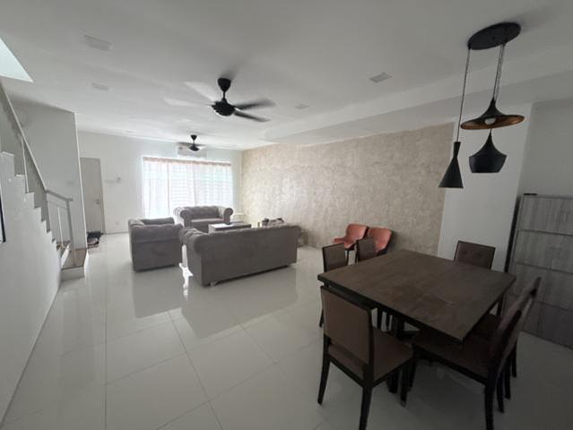 Terraced House for rent in Tanjong Sepat, Selangor