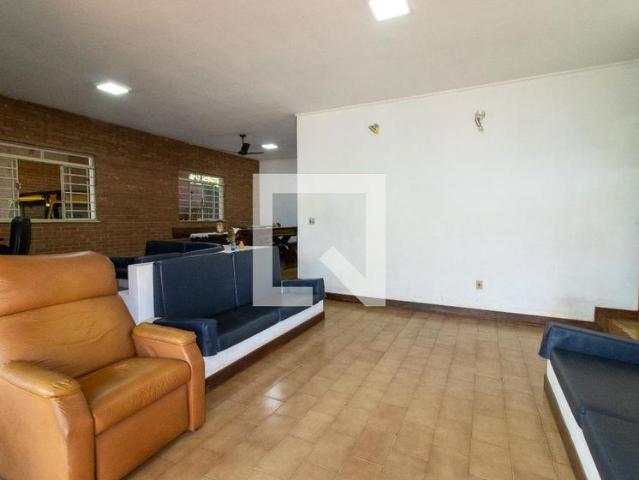 Casa aluguel em Região Imediata de Campinas, Região Metropolitana de Campinas