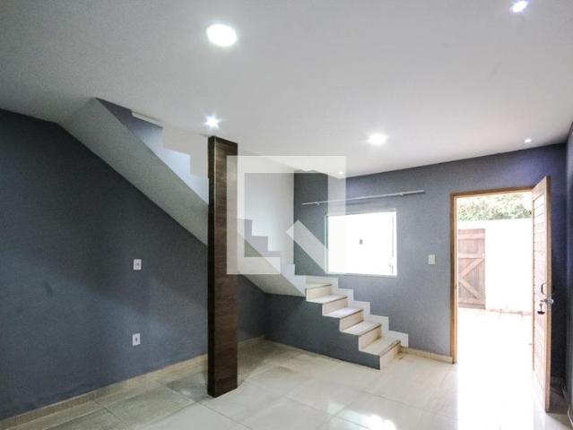 Casa aluguel em Região Geográfica Imediata do Rio de Janeiro, Região Metropolitana do Rio de Janeiro