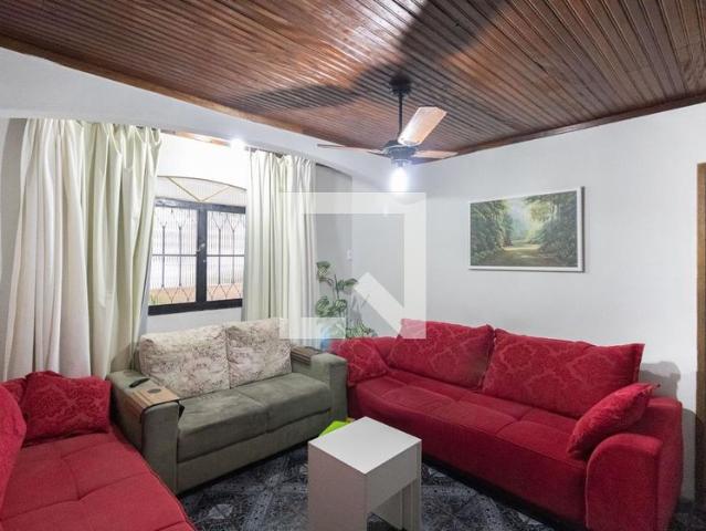 Casa aluguel em Região Geográfica Imediata do Rio de Janeiro, Região Metropolitana do Rio de Janeiro