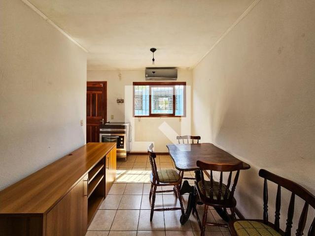 Casa aluguel em Guarujá, Porto Alegre