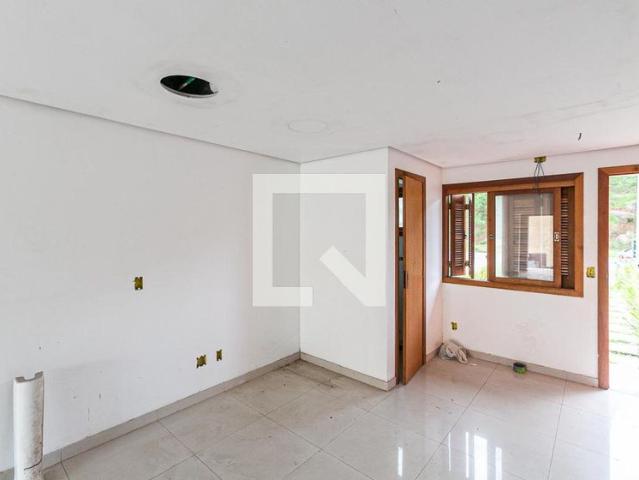 Casa aluguel em Região Geográfica Imediata de Porto Alegre, Região Metropolitana de Porto Alegre