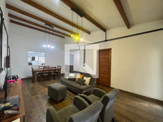 Casa aluguel em Região Geográfica Imediata de Porto Alegre, Região Metropolitana de Porto Alegre