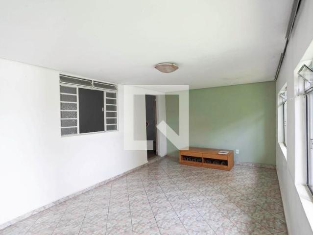 Casa aluguel em Região Geográfica Imediata de Belo Horizonte, Região Metropolitana de Belo Horizonte