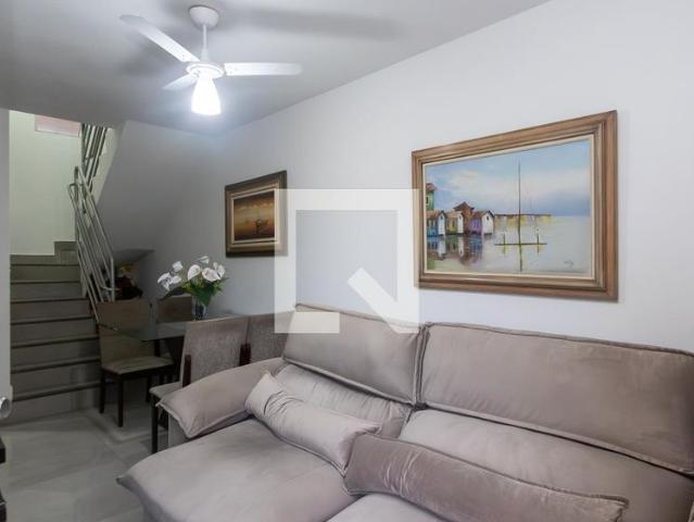 Casa aluguel em Heliópolis, Belo Horizonte