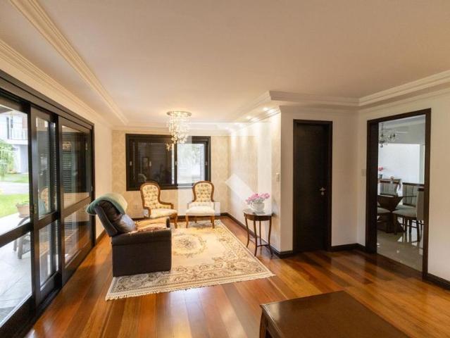Casa aluguel em Região Geográfica Imediata de Porto Alegre, Região Metropolitana de Porto Alegre