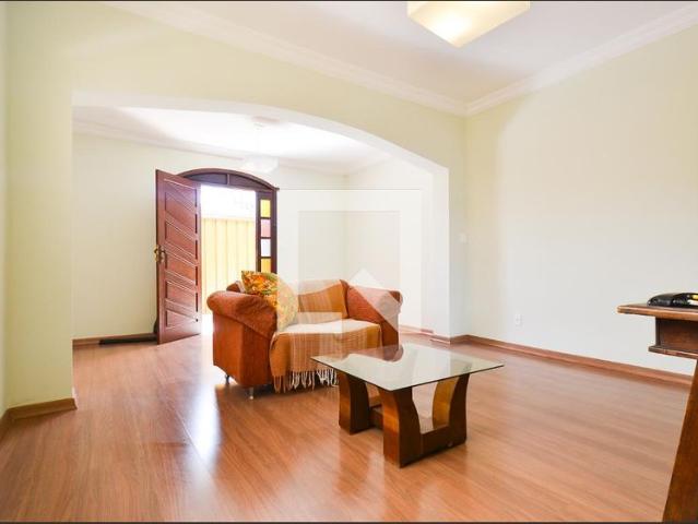 Casa aluguel em Região Geográfica Imediata de Belo Horizonte, Região Metropolitana de Belo Horizonte