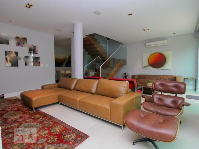 Casa aluguel em Região Geográfica Imediata do Rio de Janeiro, Região Metropolitana do Rio de Janeiro