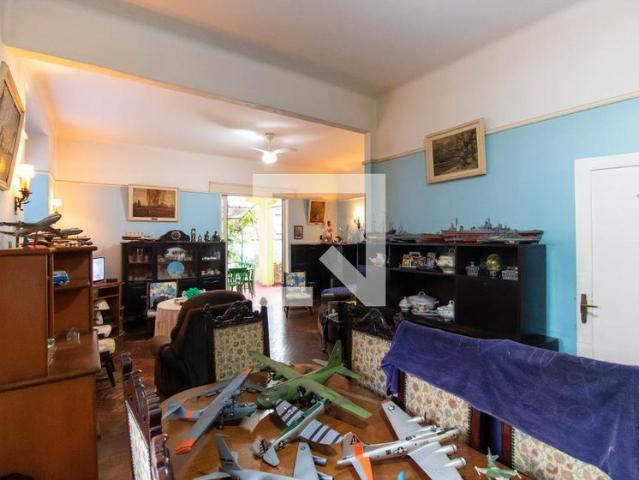 Casa aluguel em Região Geográfica Imediata do Rio de Janeiro, Região Metropolitana do Rio de Janeiro