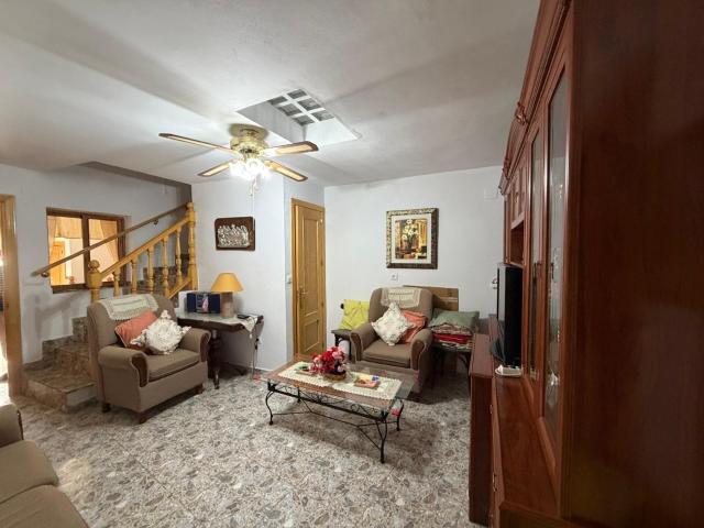 Casa en venta en Alcuéscar, Extremadura
