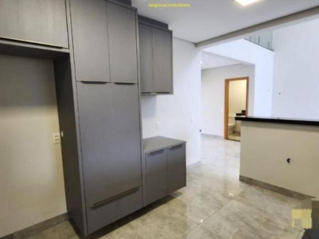 Casa venda em Região Geográfica Imediata de Londrina, Londrina