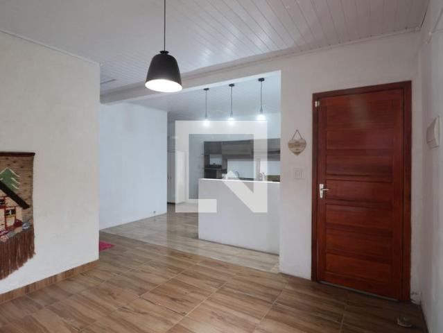 Casa aluguel em Região Geográfica Imediata de Porto Alegre, Região Metropolitana de Porto Alegre