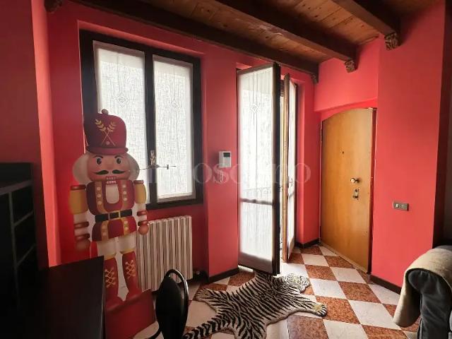 Villa Indipendente in affitto a Cerchia dei Navigli, Milano