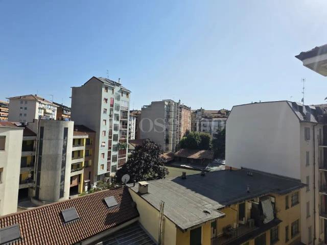 Appartamento in affitto a Municipio 7, Milano