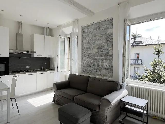 Villa Indipendente in affitto a San Vitale, Como