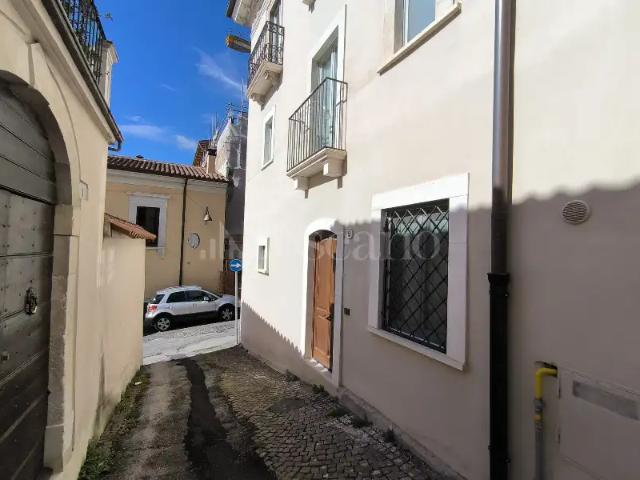 Villa Indipendente in affitto a Quarto di San Pietro, L'Aquila