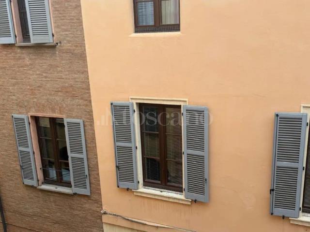 Appartamento in affitto a Centro Storico, Modena