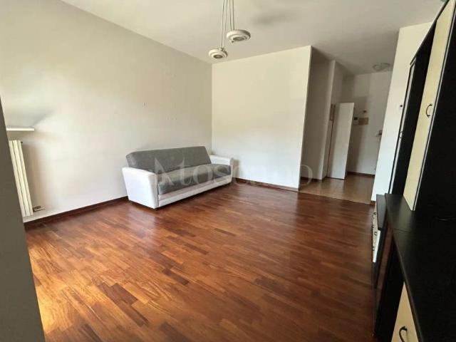 Appartamento in affitto a Lacchiarella, Lombardia