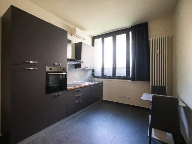 Villa Indipendente in affitto a Portello, Milano