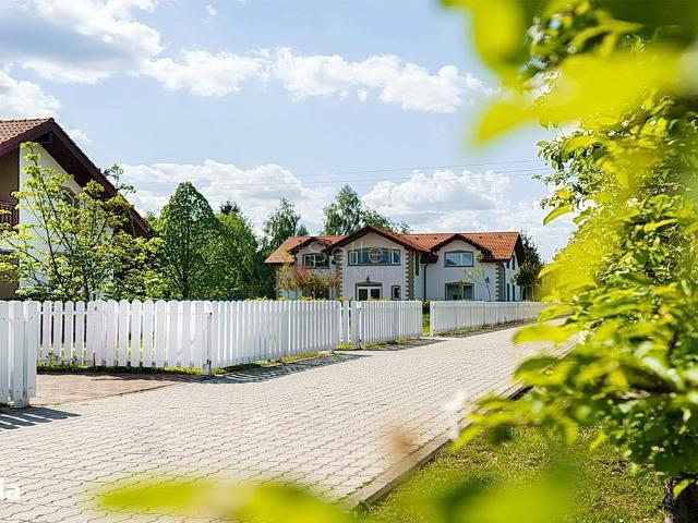 Casă vânzări în Tohanu Nou