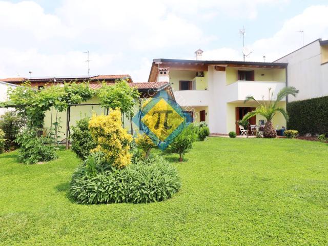 Villa Indipendente in vendita a Rorai Grande, Pordenone