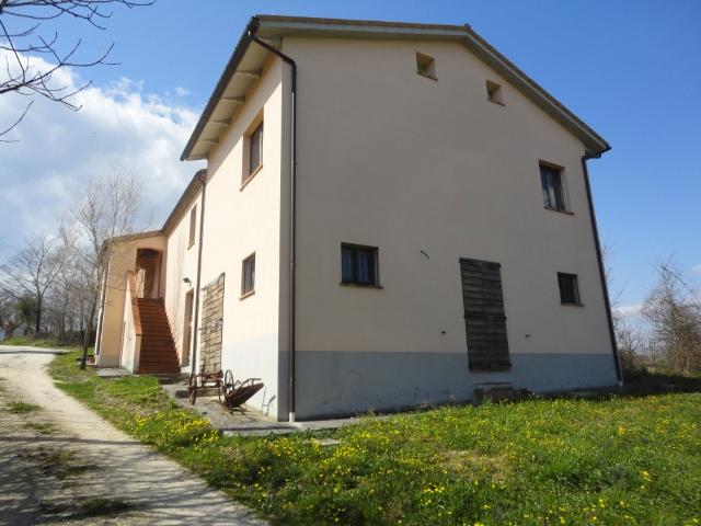 Rustico in vendita a Marche, Macerata