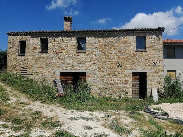 Rustico in vendita a Marche, Macerata