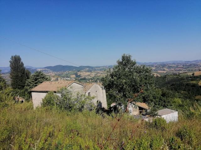 Rustico in vendita a Poggio San Marcello, Ancona