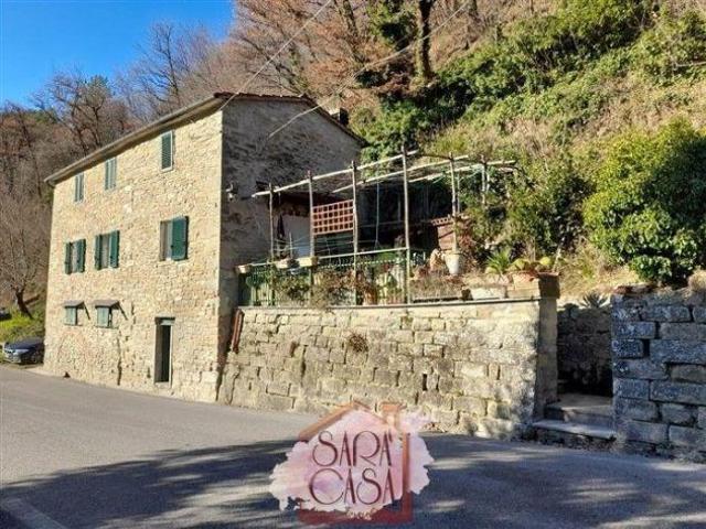 Villa Indipendente in vendita a Marradi, Toscana