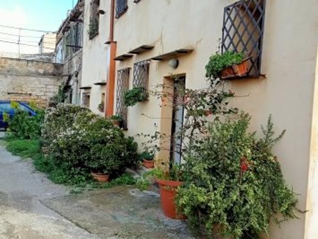 Monolocale in affitto a Palermo