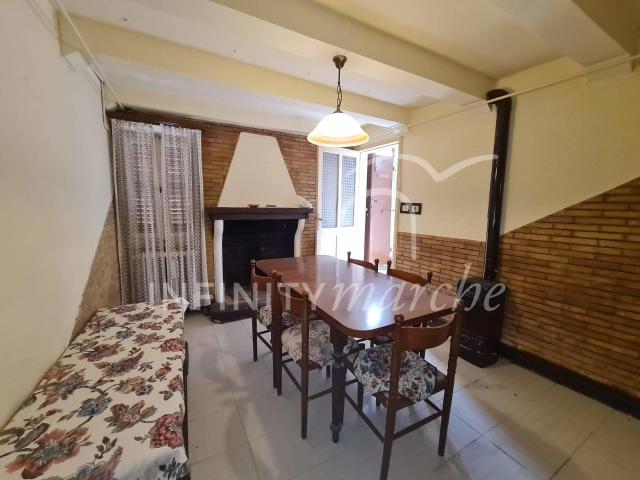 Casa in vendita a Marche, Fermo