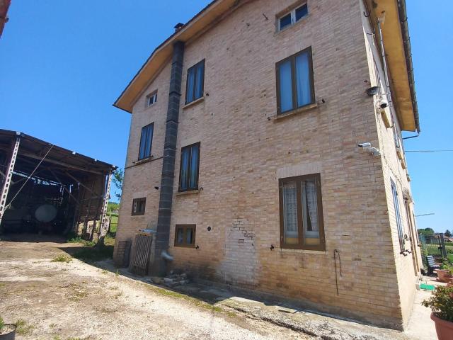 Villa Indipendente in vendita a Marche, Fermo