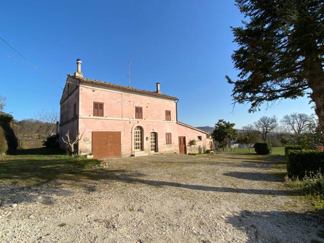 Villa Indipendente in vendita a Marche, Fermo