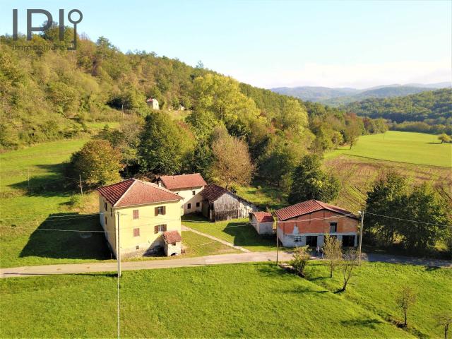 Villa Indipendente in vendita a Giusvalla, Liguria