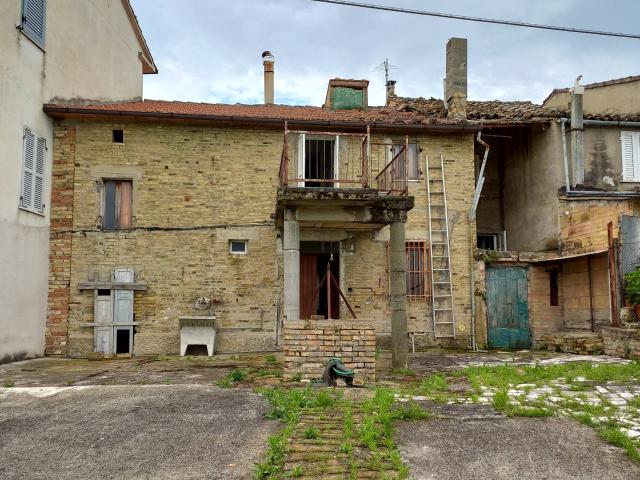 Villa Indipendente in vendita a Marche, Fermo