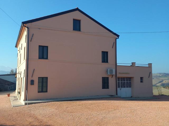 Villa Indipendente in vendita a Marche, Fermo