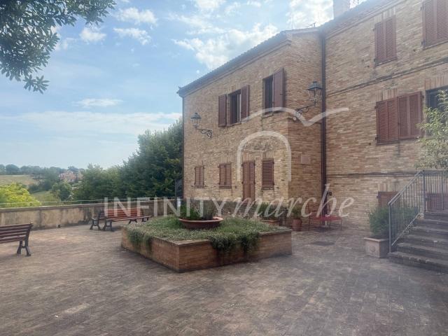 Casa in vendita a Marche, Macerata